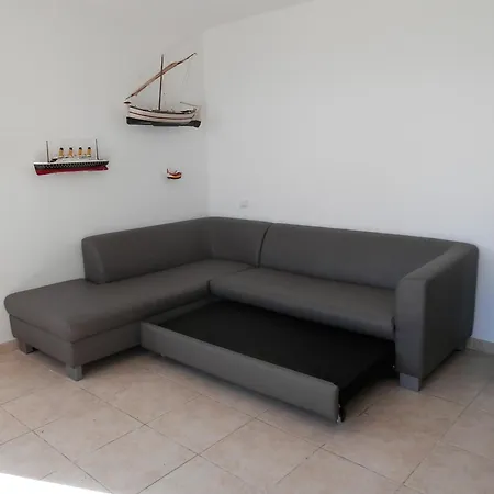 Apartment : T3 Pieds Dans L'eau, Piscine, Parking, 6/7 Pers, Confort Moderne - Fr-1-796-64
